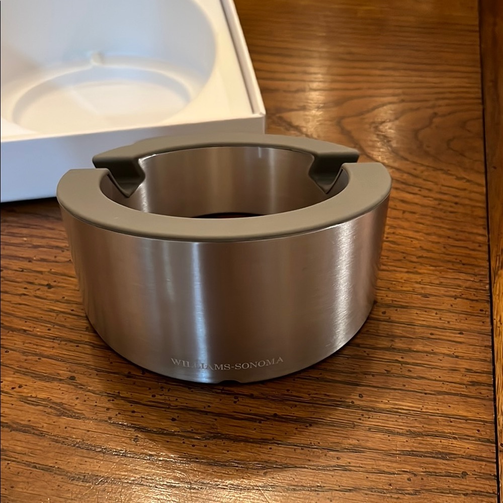 Williams Sonoma Silver Kitchen Tool Set - Picture 8 of 10